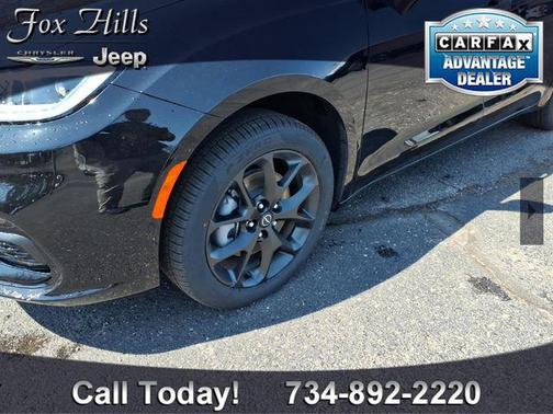 2026 Chrysler Pacifica Limited