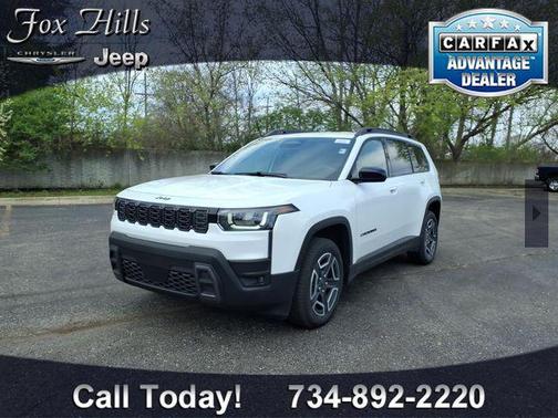 Bright White Clearcoat 2026 Jeep Cherokee Laredo 4x4