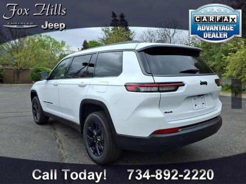 Bright White Clearcoat 2026 Jeep Grand Cherokee L Altitude