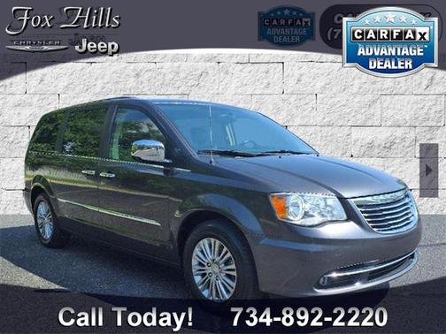 2015 Chrysler Town & Country Touring-L