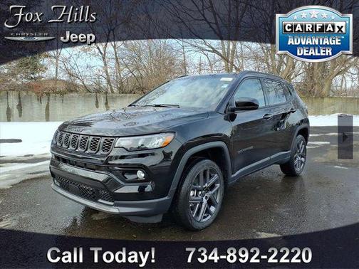 Diamond Black Crystal Pearlcoat 2026 Jeep Compass Limited