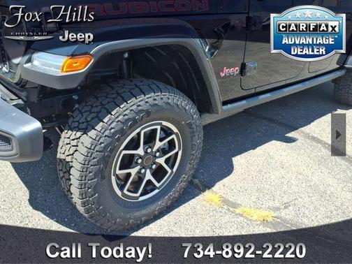 Black Clearcoat 2026 Jeep Gladiator Rubicon