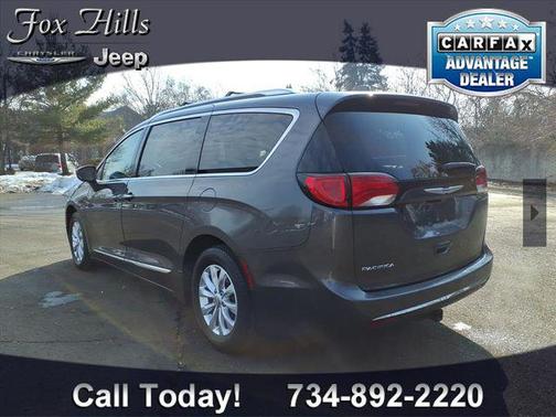 2018 Chrysler Pacifica Touring-L