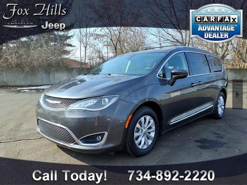 2018 Chrysler Pacifica Touring-L