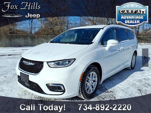 2022 Chrysler Pacifica Touring L