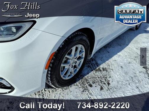 2022 Chrysler Pacifica Touring L