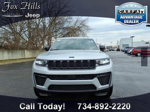 Silver Zynith 2026 Jeep Grand Cherokee L Altitude