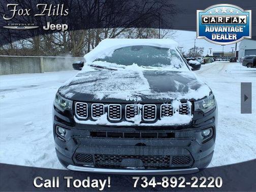 Diamond Black Crystal Pearlcoat 2026 Jeep Compass Limited