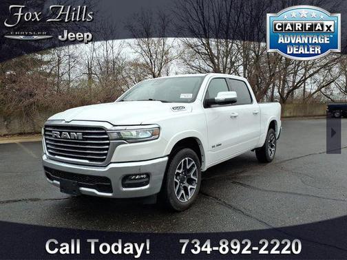 Bright White Clearcoat 2025 RAM 1500 Laramie