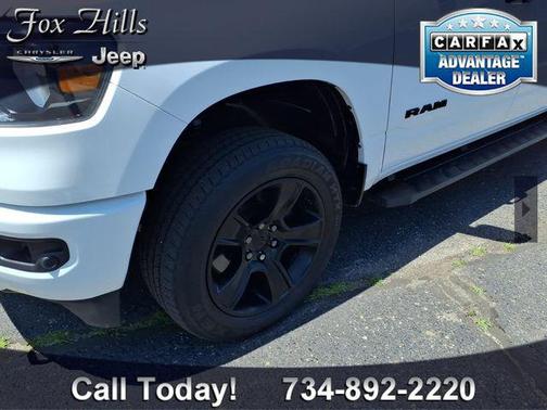 Bright White Clearcoat 2023 RAM 1500 Big Horn/Lone Star
