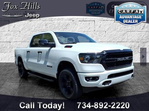 Bright White Clearcoat 2023 RAM 1500 Big Horn/Lone Star