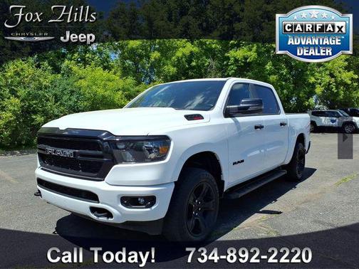 Bright White Clearcoat 2023 RAM 1500 Big Horn/Lone Star