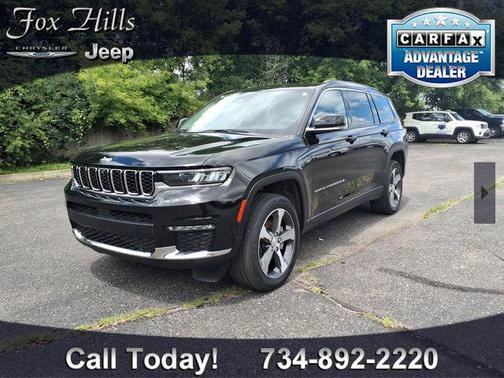 Diamond Black Crystal Pearlcoat 2023 Jeep Grand Cherokee L Limited