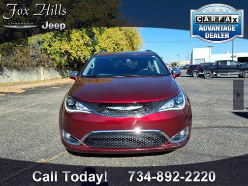 Velvet Red Pearlcoat 2020 Chrysler Pacifica Limited