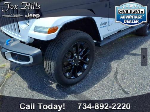 Bright White Clearcoat 2022 Jeep Wrangler Unlimited Sahara 4xe