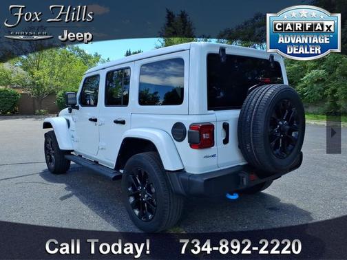 Bright White Clearcoat 2022 Jeep Wrangler Unlimited Sahara 4xe