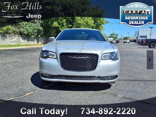 2023 Chrysler 300 S