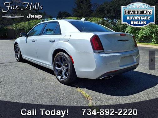 2023 Chrysler 300 S
