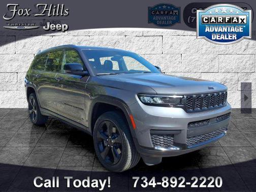 Baltic Gray Metallic Clearcoat 2024 Jeep Grand Cherokee L Altitude