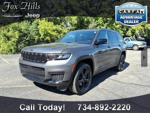 Baltic Gray Metallic Clearcoat 2024 Jeep Grand Cherokee L Altitude