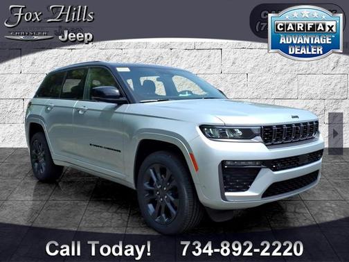 Silver Zynith 2026 Jeep Grand Cherokee Limited Reserve