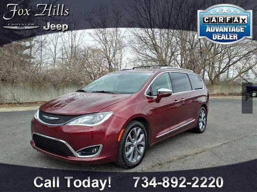 Velvet Red Pearlcoat 2019 Chrysler Pacifica Limited