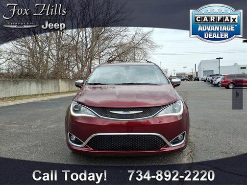 Velvet Red Pearlcoat 2019 Chrysler Pacifica Limited