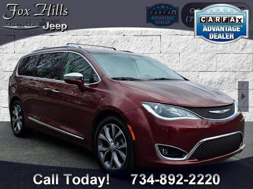 Velvet Red Pearlcoat 2019 Chrysler Pacifica Limited
