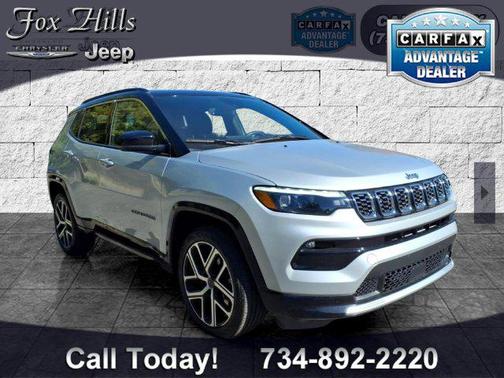 Silver Zynith Metallic Clearcoat 2025 Jeep Compass Limited