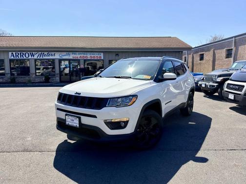 White Clearcoat 2021 Jeep Compass Altitude 4x4