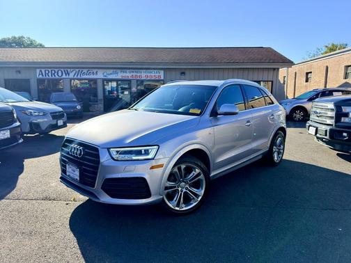Florett Silver Metallic 2016 Audi Q3 quattro 4dr Prestige