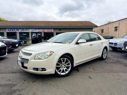 White Diamond Tricoat 2010 Chevrolet Malibu 4dr Sdn LTZ