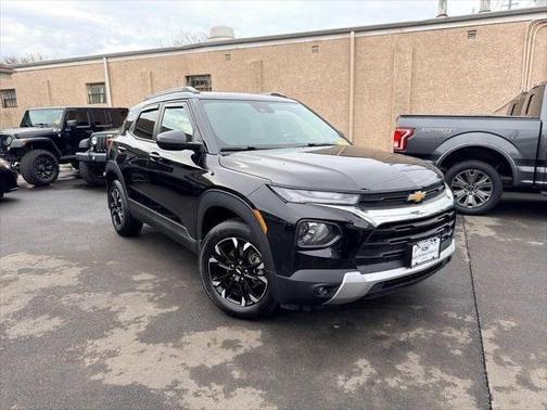 Mosaic Black Metallic 2021 Chevrolet Trailblazer AWD 4dr LT