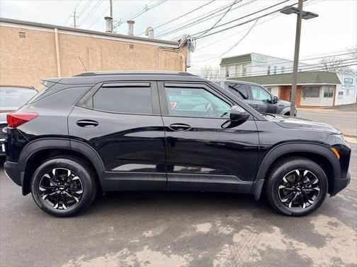 Mosaic Black Metallic 2021 Chevrolet Trailblazer AWD 4dr LT