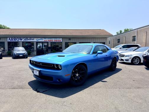 B5 Blue Pearl Coat 2015 Dodge Challenger 2dr Cpe R/T