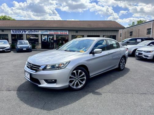 Alabaster Silver Metallic 2014 Honda Accord 4dr I4 CVT Sport