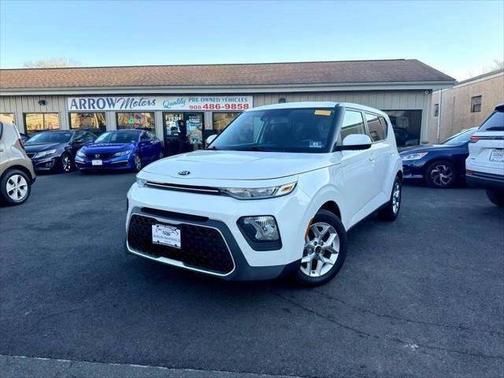 Snow White Pearl 2021 Kia Soul S IVT