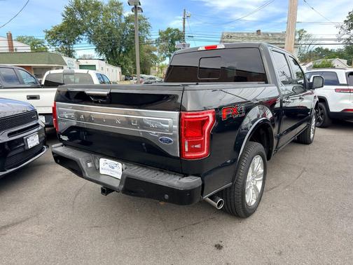 2015 Ford F-150 4WD SuperCrew 145" Platinum