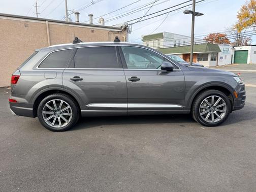 2018 Audi Q7 2.0T Premium Plus