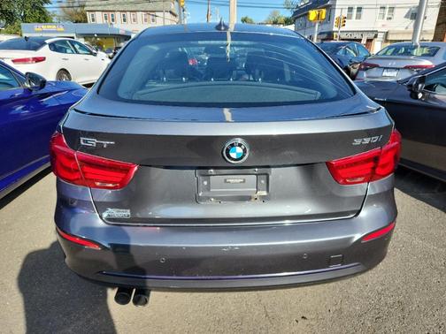 2017 BMW 330 Gran Turismo i xDrive