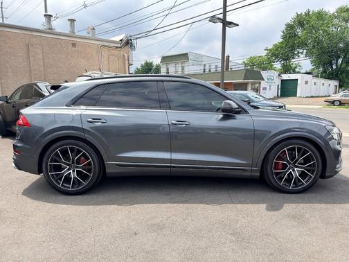 Daytona Gray Pearl Effect 2021 Audi SQ8 Prestige 4.0 TFSI quattro