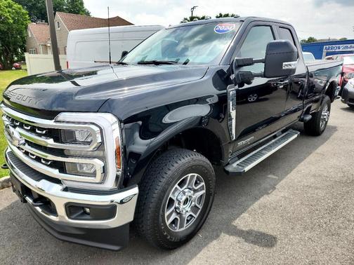2024 Ford F-350 Lariat Super Duty
