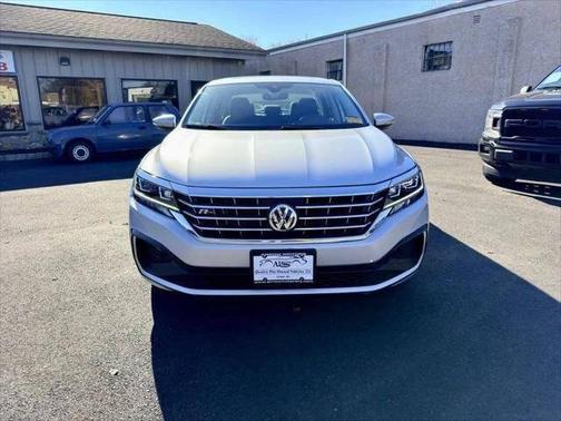 Reflex Silver Metallic 2020 Volkswagen Passat 2.0T R-Line Auto