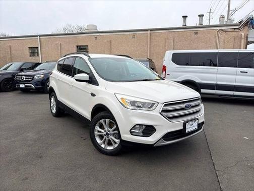 White Platinum Metallic Tri-Coat 2018 Ford Escape SEL 4WD