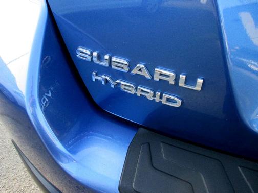 Photo 5 of 22 of 2015 Subaru XV Crosstrek Hybrid 2.0i Hybrid Touring