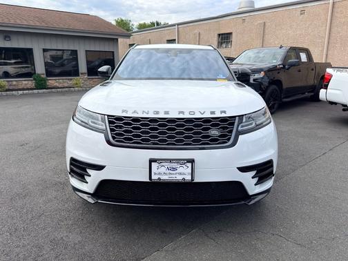 Fuji White 2018 Land Rover Range Rover Velar P250 R-Dynamic SE