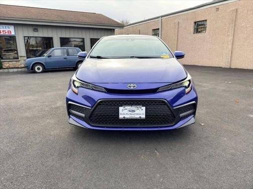 Blue Crush Metallic 2020 Toyota Corolla SE CVT (Natl)