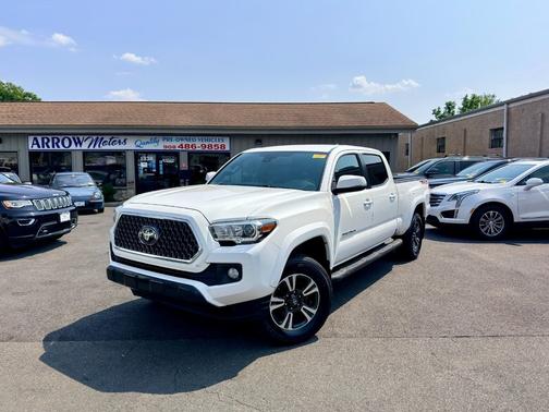 Super White 2019 Toyota Tacoma TRD Sport Double Cab 6' Bed V6 AT (Natl)