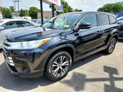 2017 Toyota Highlander LE
