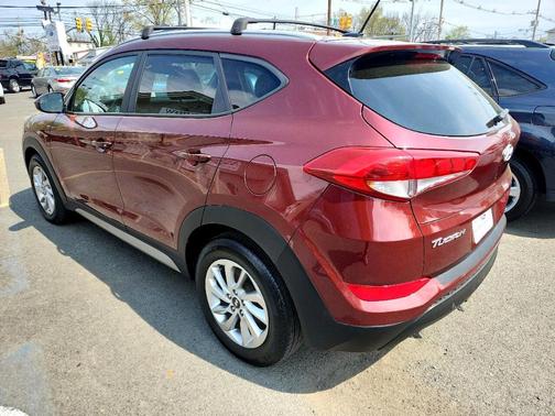 2017 Hyundai TUCSON SE